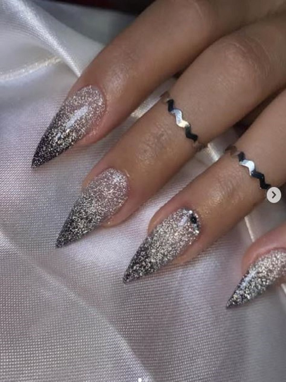 Kamilla Alves - Nail designer - Morrinhos Goias